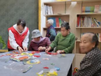 佛山市禅城区康颐养老院——DIY新年挂饰制作活动