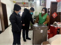 嘉鱼县开展“入户送温暖·圆梦特困家庭新年微心愿”活动
