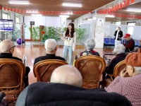 三月春风暖人心，雷锋服务到身边——研究生们用艺术情暖长者