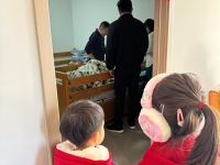 新春第一抹暖意：陶乐养老创始人井然举家到院送福，让孝心在团圆中传承